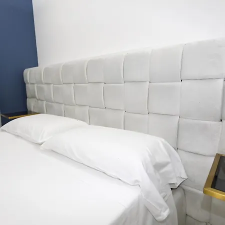 Luxury Apartment-corso Malta By Alux38 * Napoli