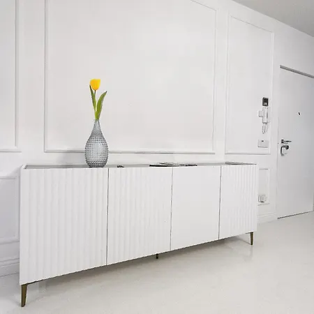 Luxury Apartment-corso Malta By Alux38 Napoli