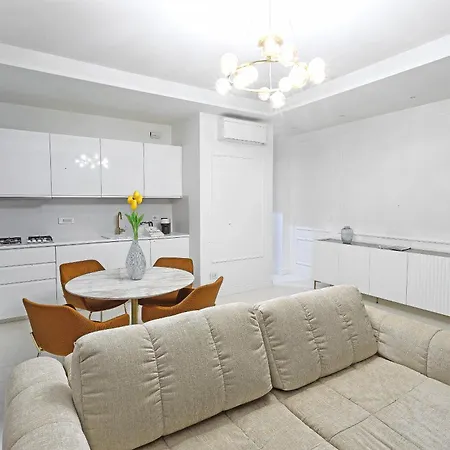 Apartment Luxury Apartment-corso Malta By Alux38 *